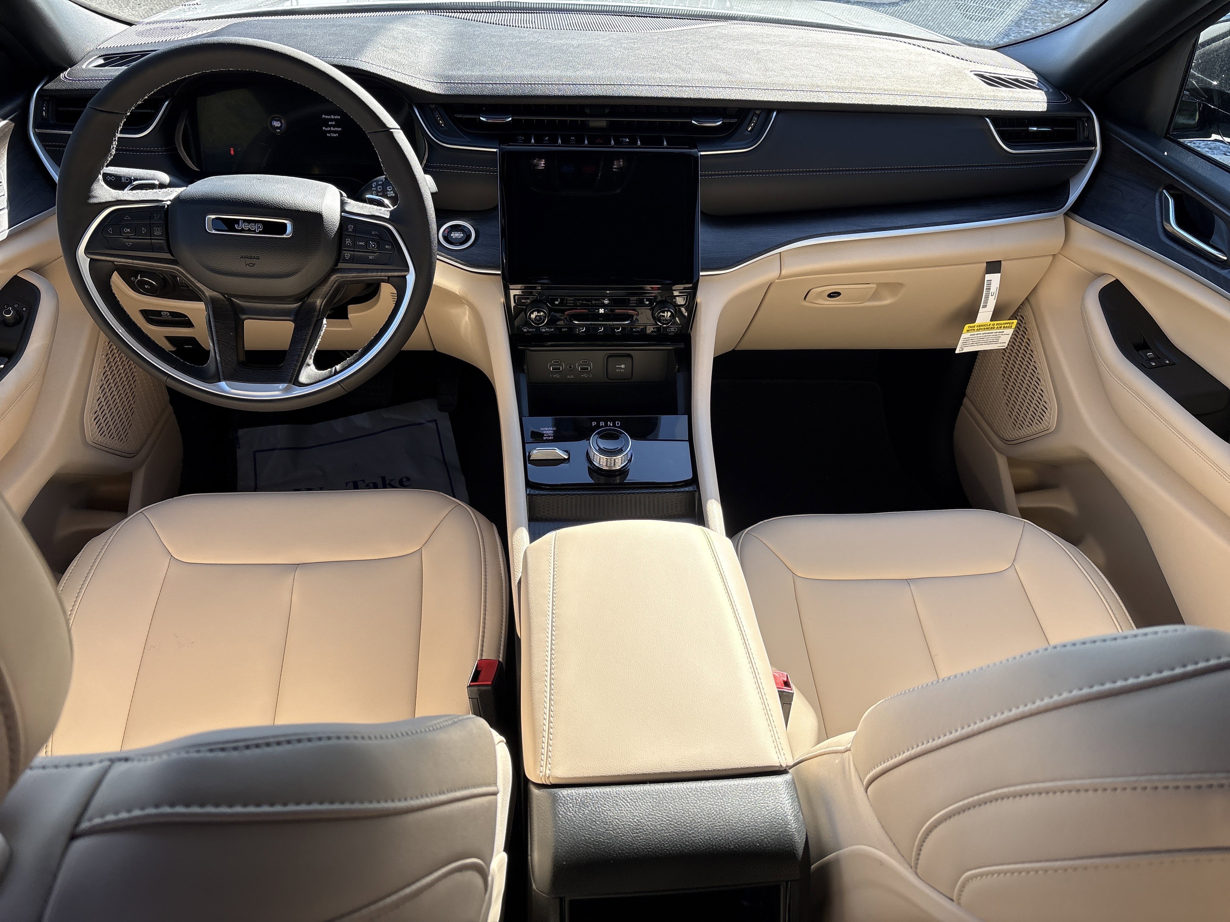 New 2025 Jeep Grand Cherokee Limited image 15