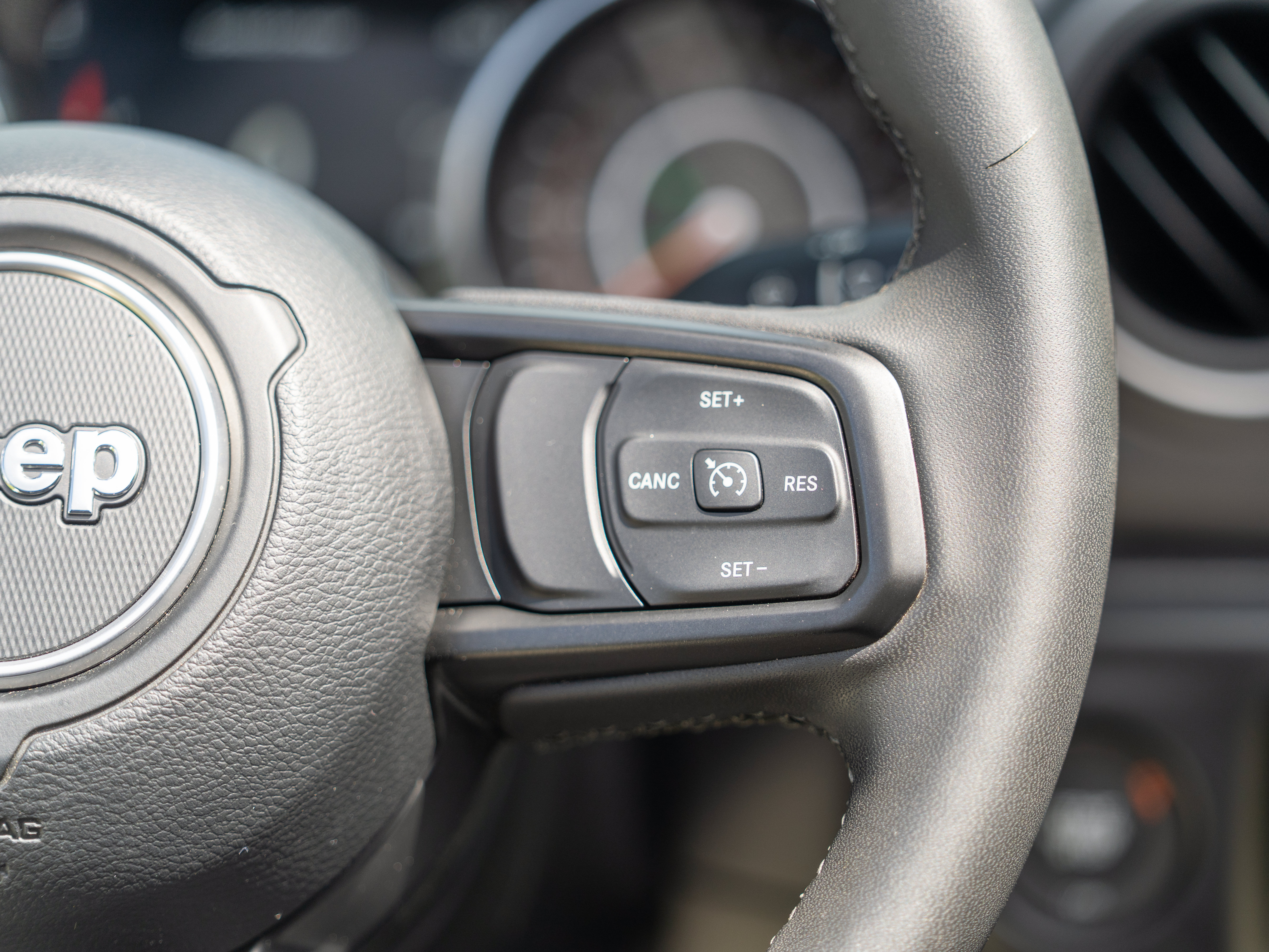 Used 2023 Jeep Wrangler Sport AWD/4WD image 18