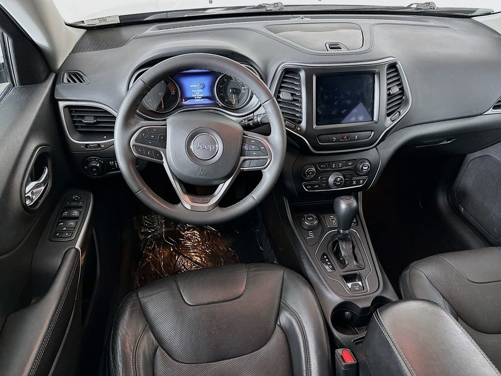 Certified 2021 Jeep Cherokee Latitude Lux w/ Comfort/Convenience Group image 33