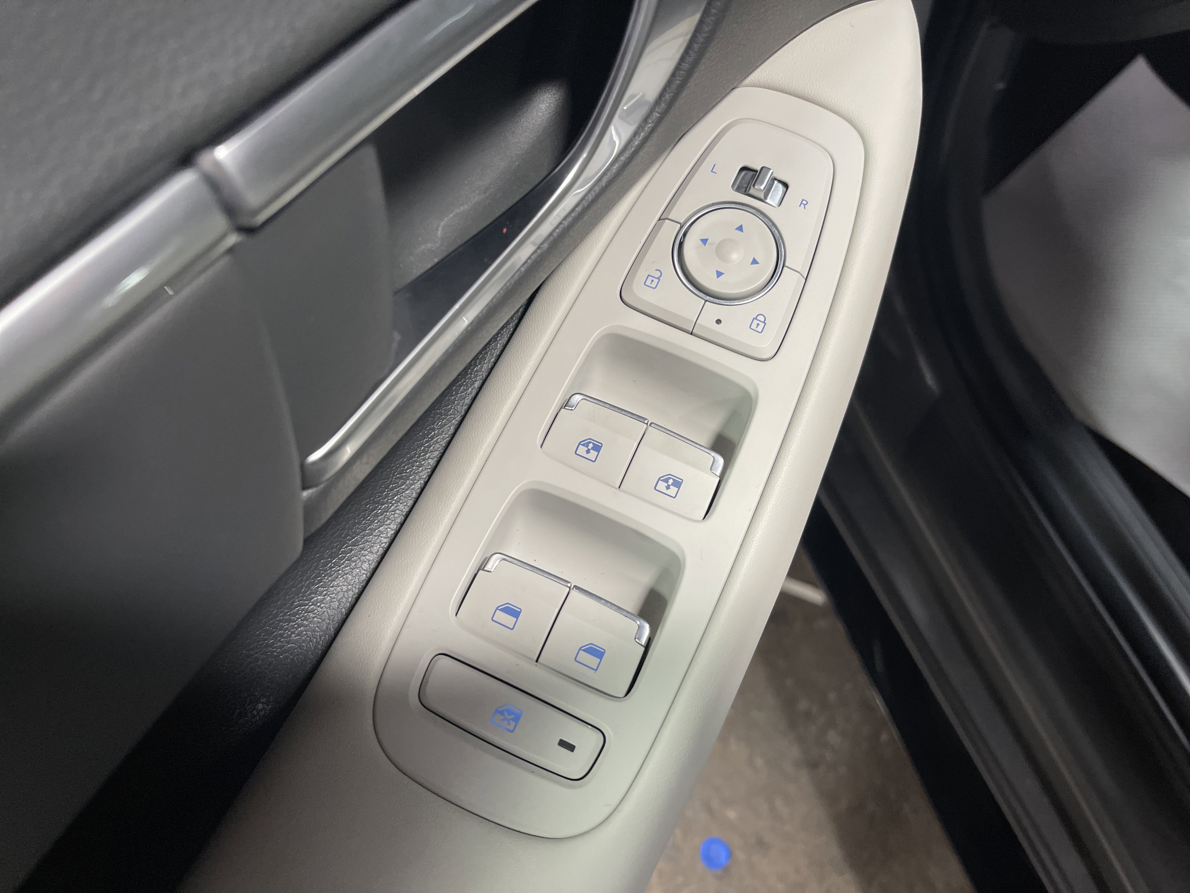 Used 2022 Hyundai Sonata SEL image 7