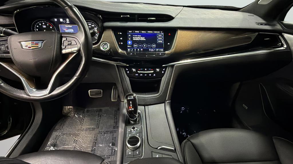 Used 2022 Cadillac XT6 Sport w/ Platinum Package image 23