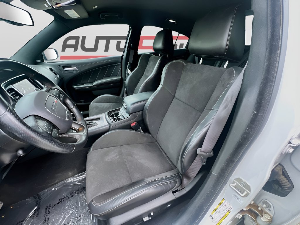 Used 2023 Dodge Charger R/T w/ Plus Group RWD image 21