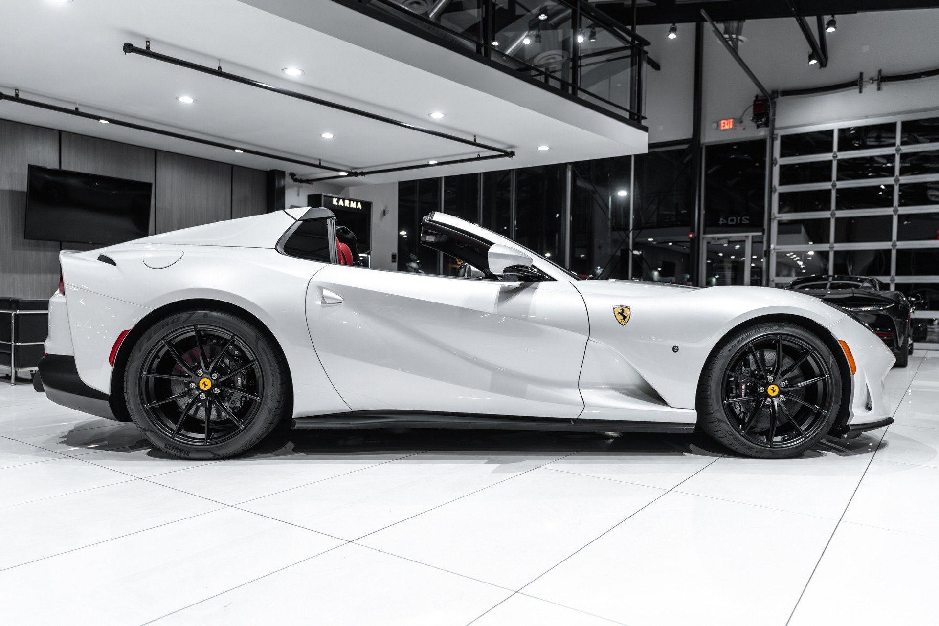 Used 2023 Ferrari 812 GTS RWD image 54