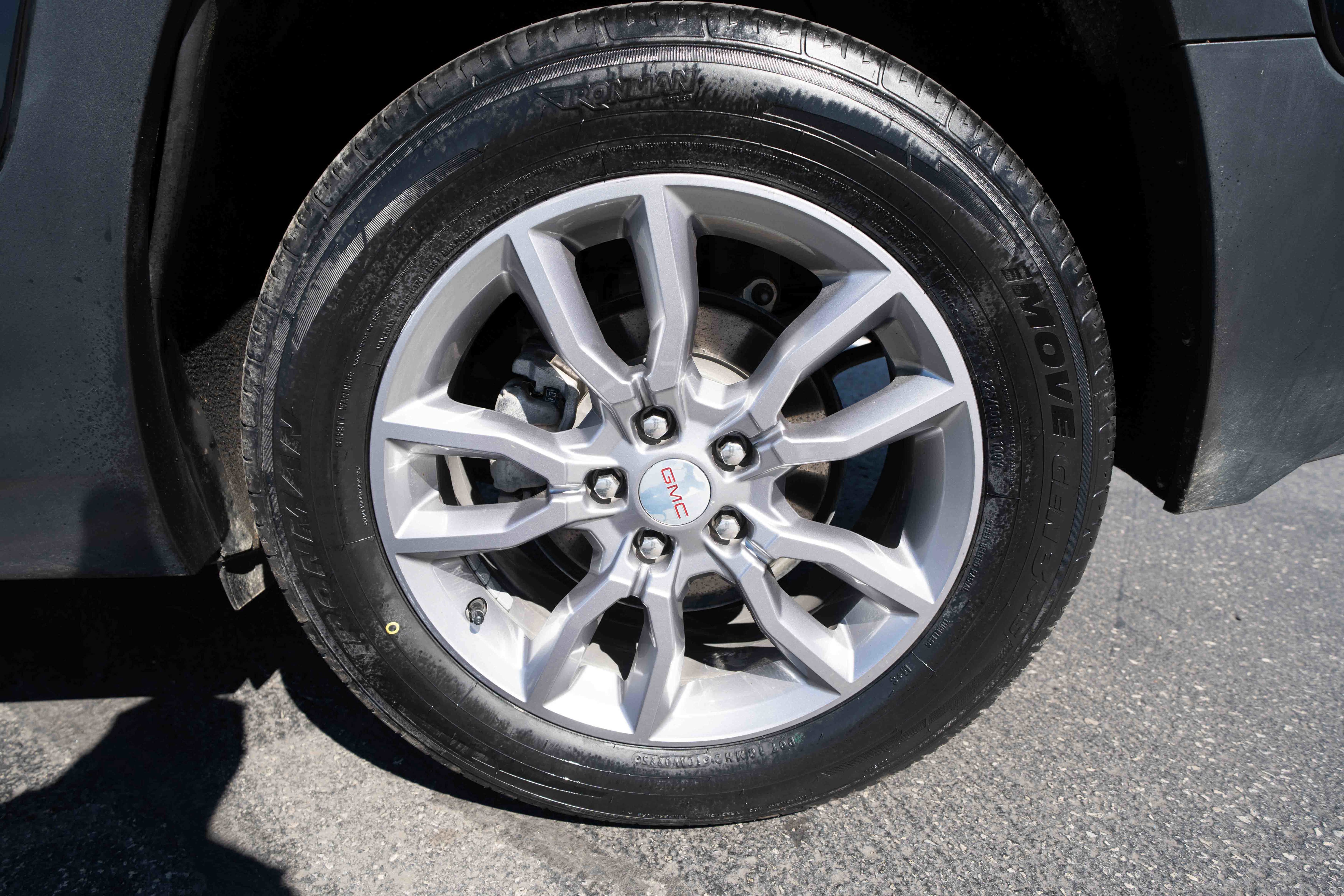 Used 2022 GMC Terrain SLT image 30