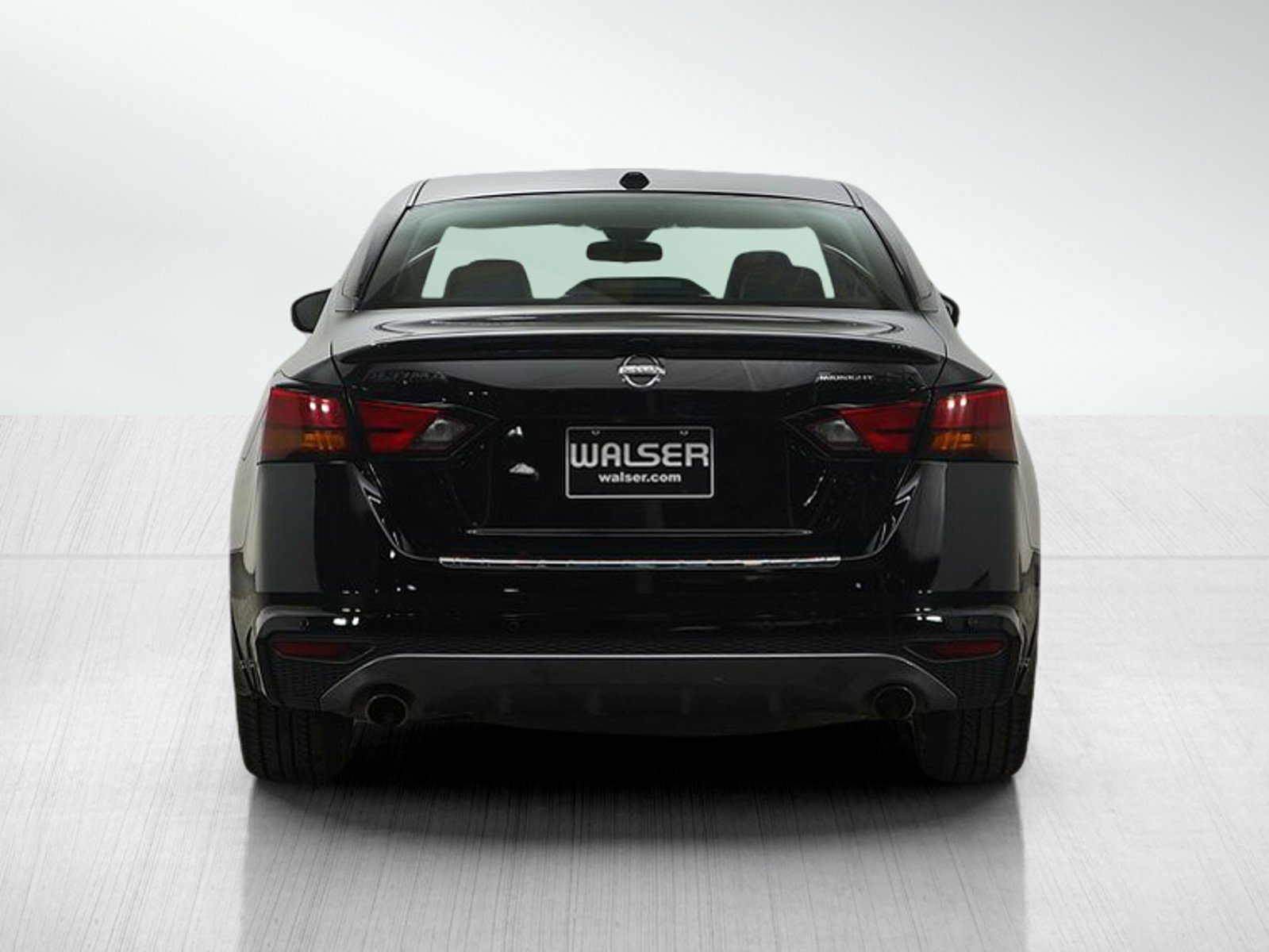 Used 2022 Nissan Altima 2.5 SR w/ Midnight Edition Package image 4