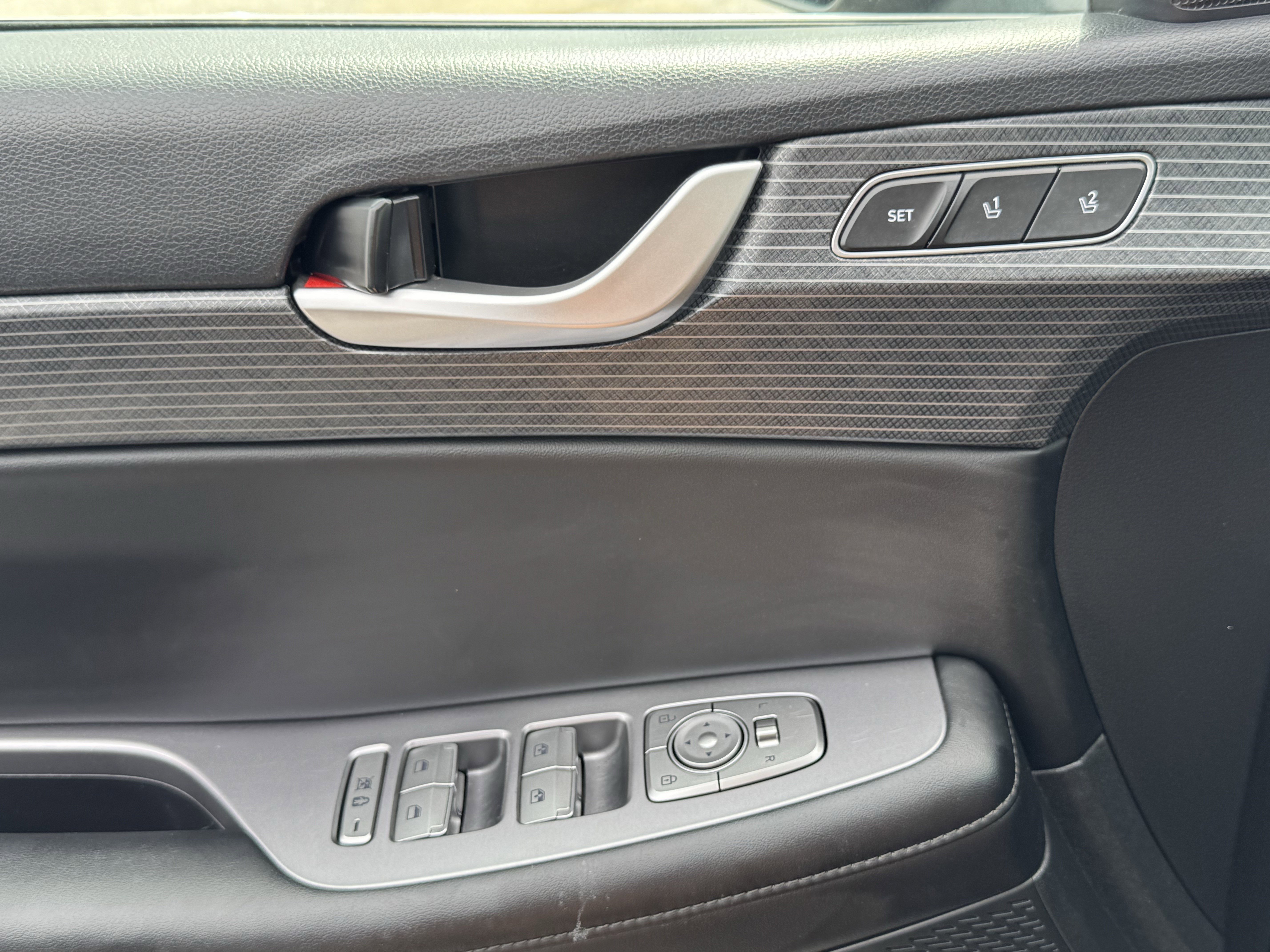 Used 2024 Hyundai Palisade Limited image 27