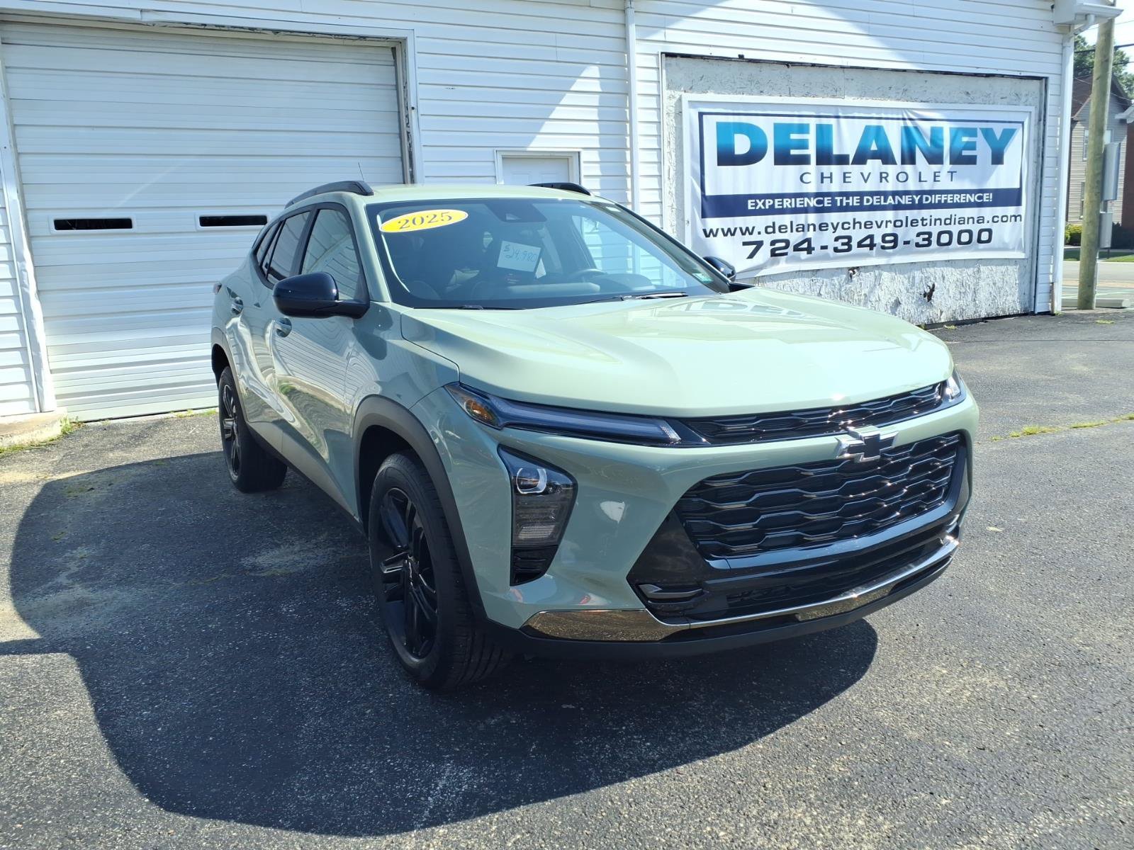 Used 2025 Chevrolet Trax ACTIV FWD image 1