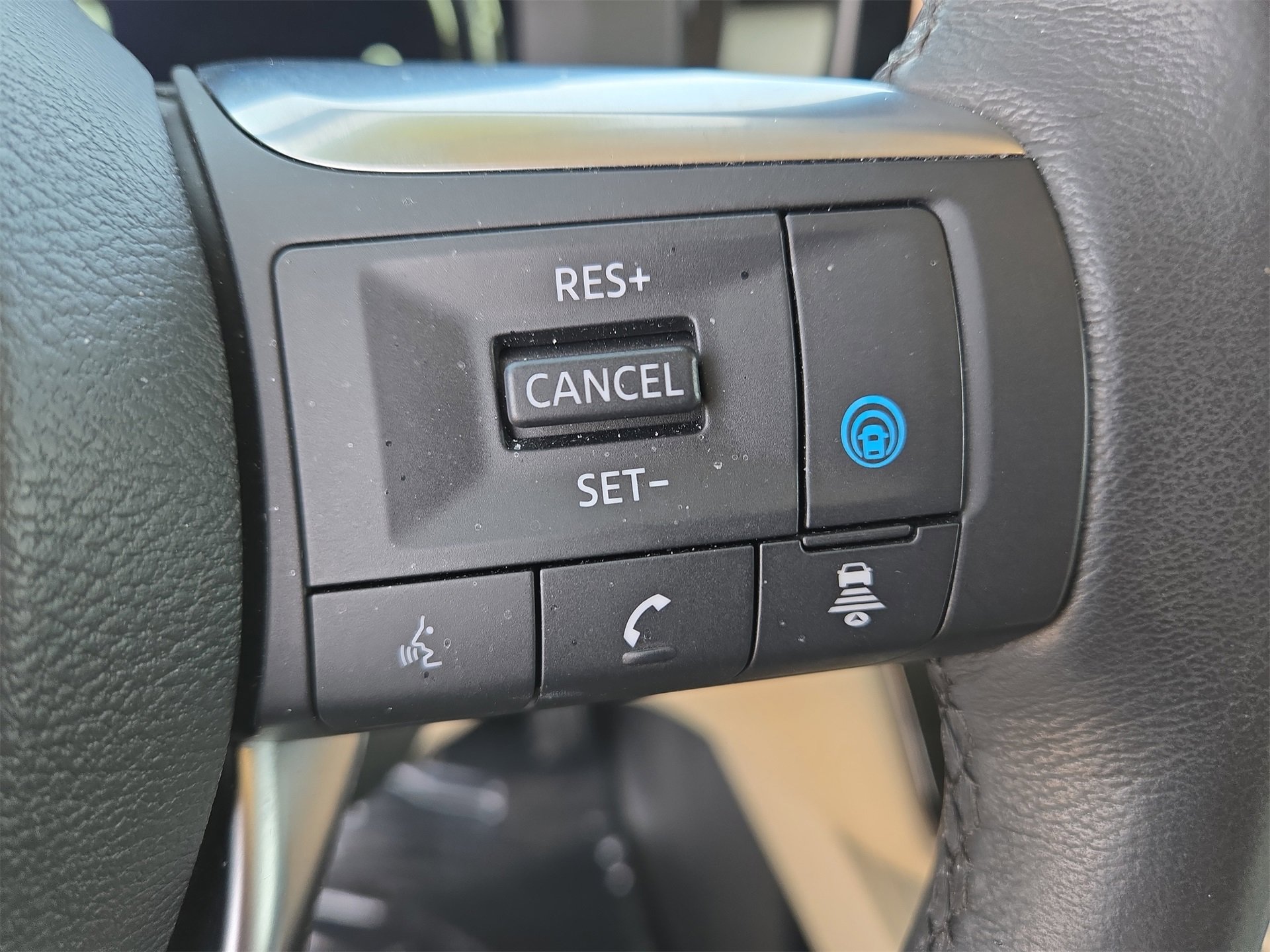 Used 2024 INFINITI QX60 Luxe w/ Vision Package image 20