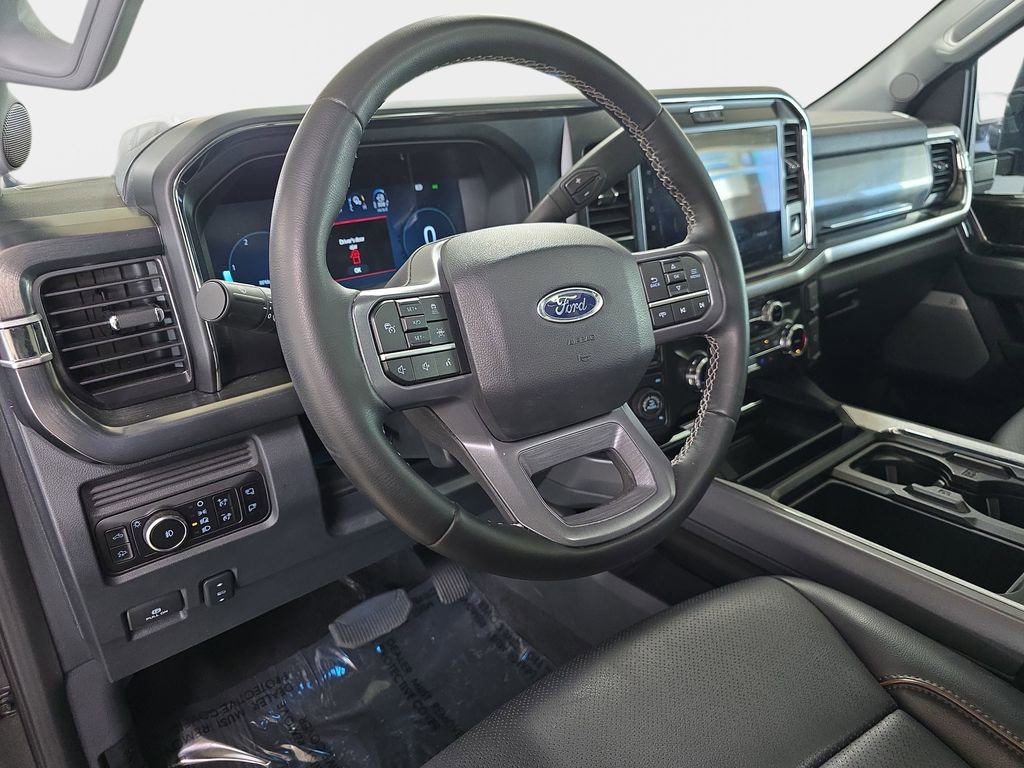 Used 2025 Ford F250 Lariat w/ Lariat Ultimate Package image 19