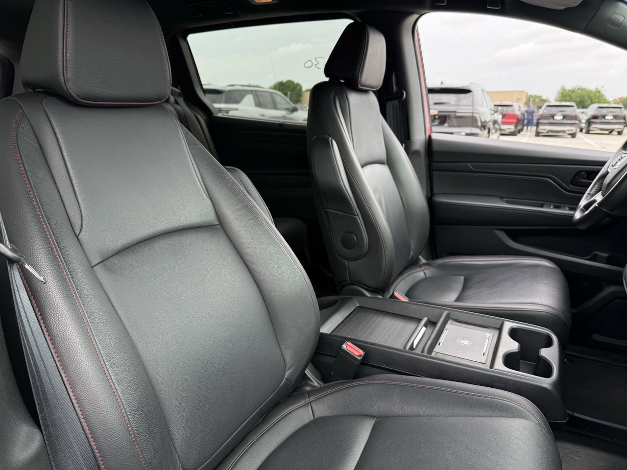 Used 2025 Honda Odyssey Sport-L image 21