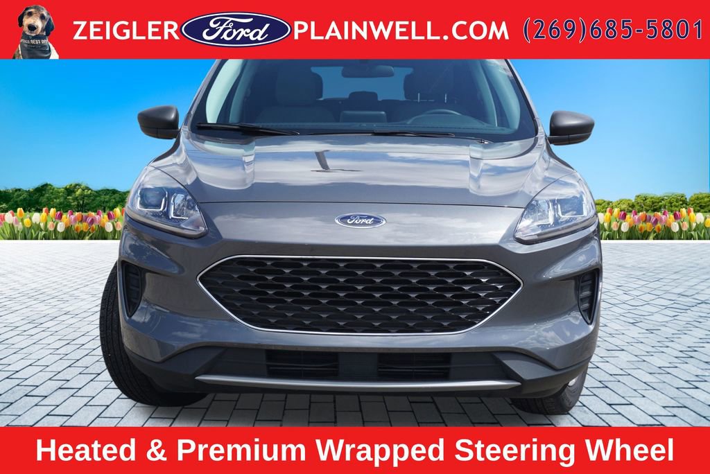 Used 2022 Ford Escape SE w/ Cold Weather Package AWD/4WD image 8