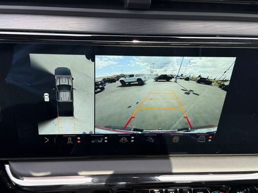 Used 2025 GMC Sierra 2500 AT4X AWD/4WD image 17
