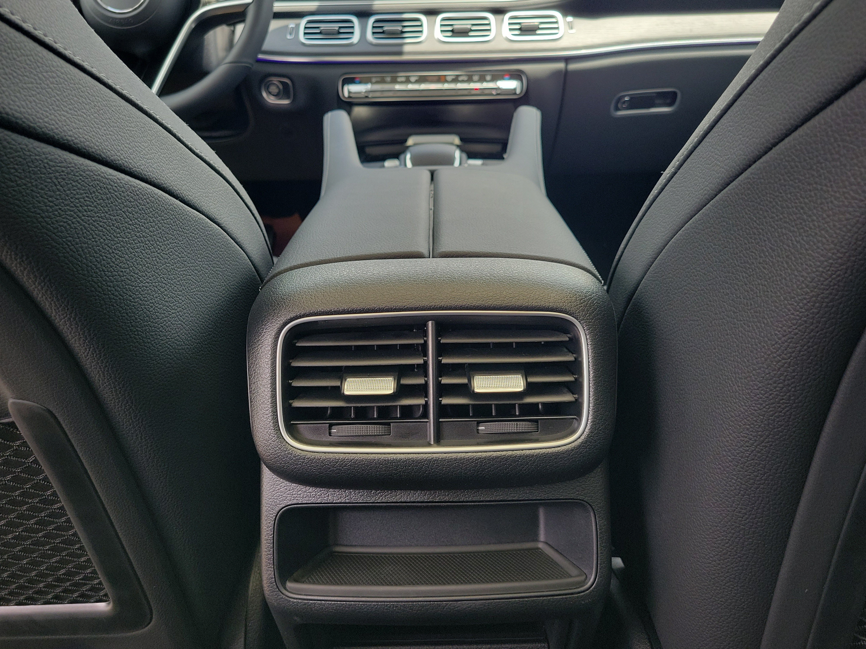 New 2026 Mercedes-Benz GLE 450e 4MATIC image 11