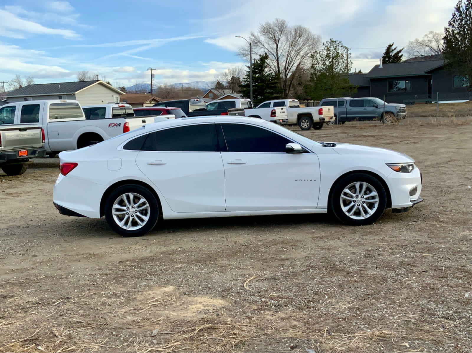 Used 2018 Chevrolet Malibu LT image 9