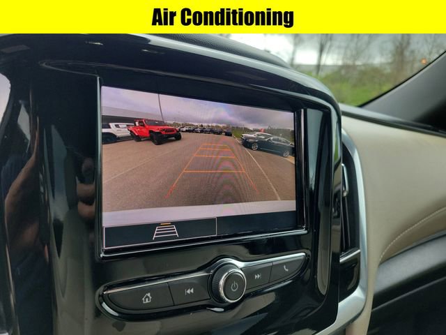 Used 2022 Chevrolet Traverse LS image 15