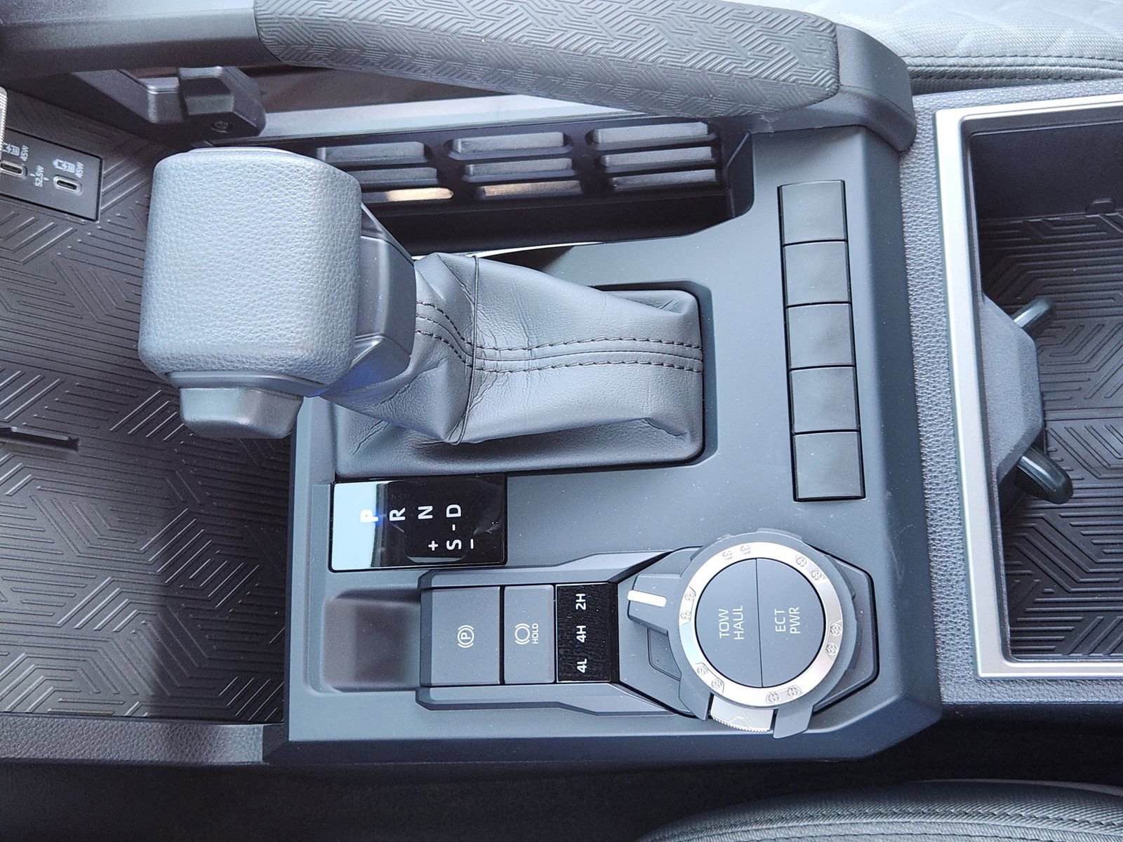 New 2026 Toyota Tacoma SR5 image 18