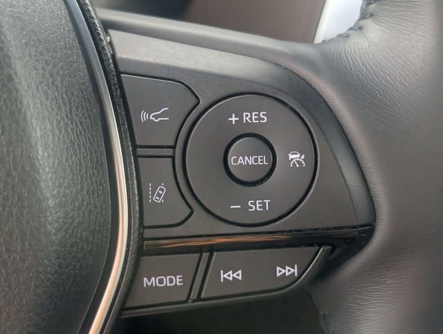 Used 2023 Toyota Venza Limited AWD/4WD image 17