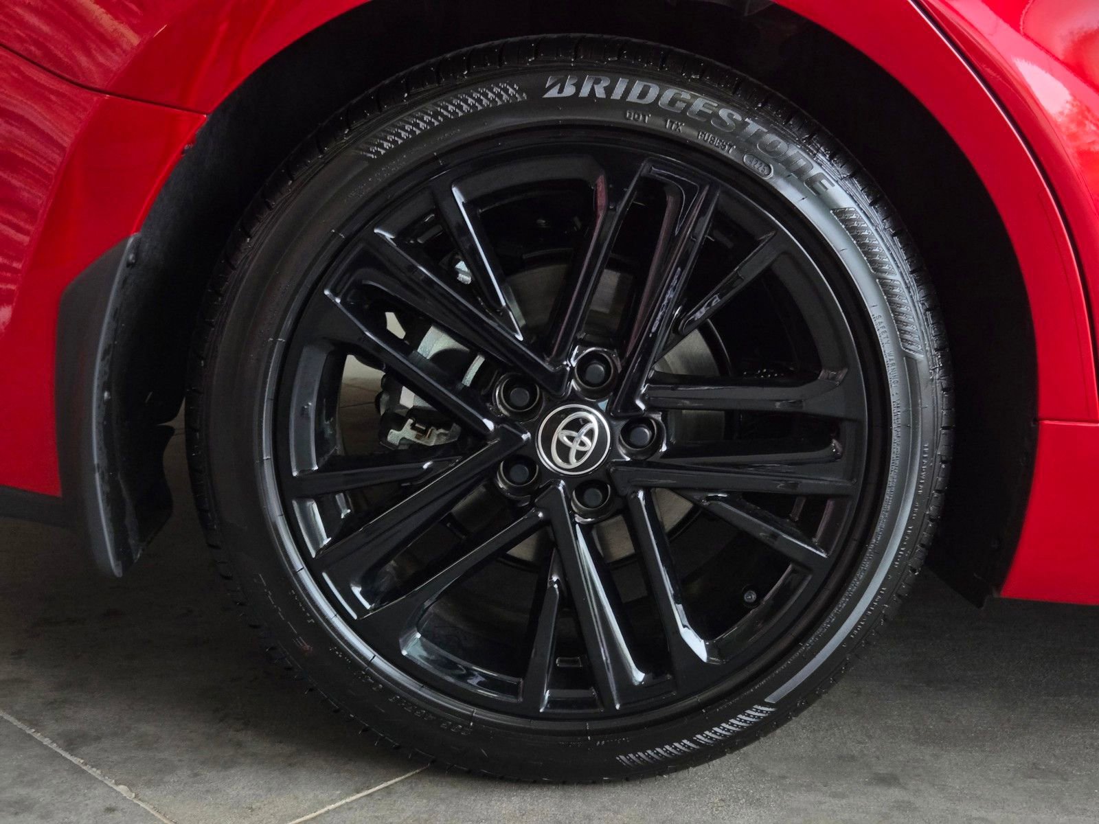 Certified 2026 Toyota Camry SE w/ Convenience Package image 4