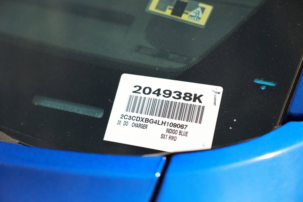 Used 2020 Dodge Charger SXT w/ Driver Convenience Group image 37