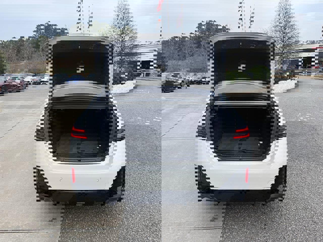 Certified 2024 BMW 540i xDrive w/ Executive Package image 34