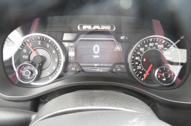 New 2025 RAM 1500 Classic Warlock image 16