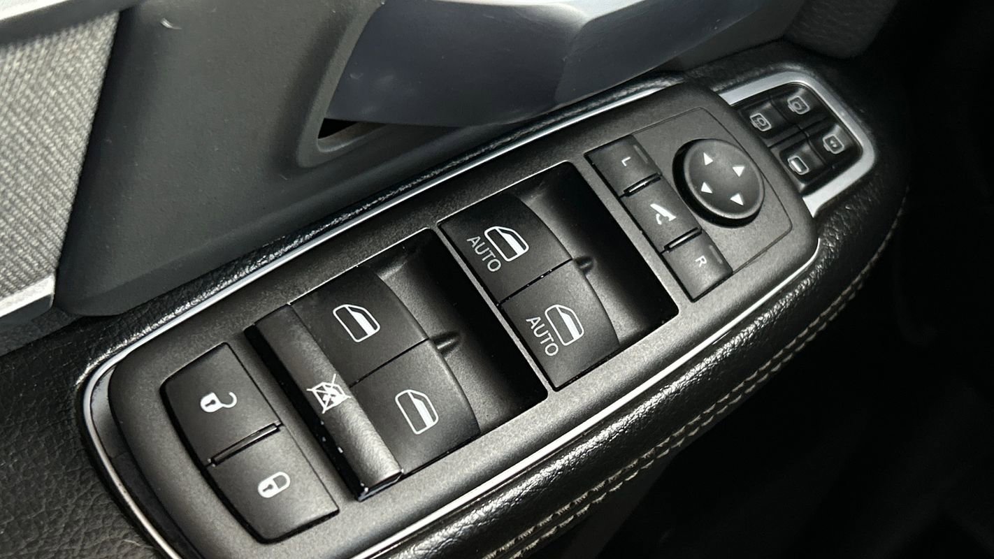 Used 2023 RAM 2500 Big Horn w/ Level 1 Equipment Group image 31