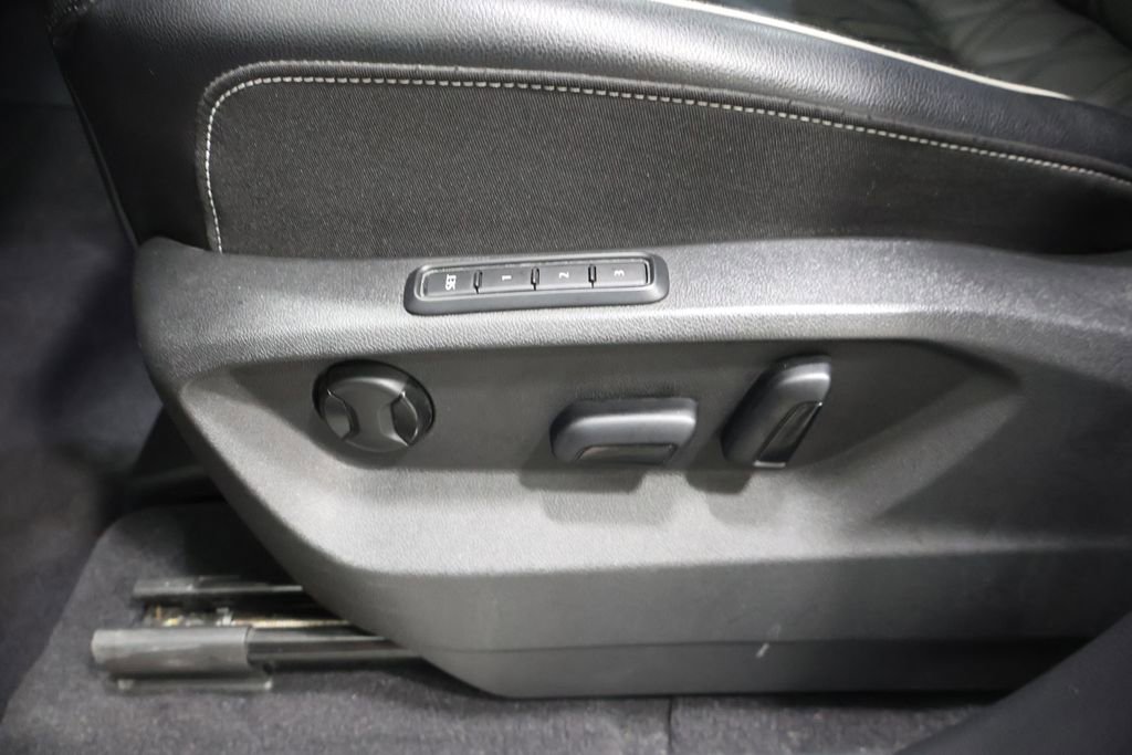 Used 2024 Volkswagen Atlas SEL Premium R-Line image 14