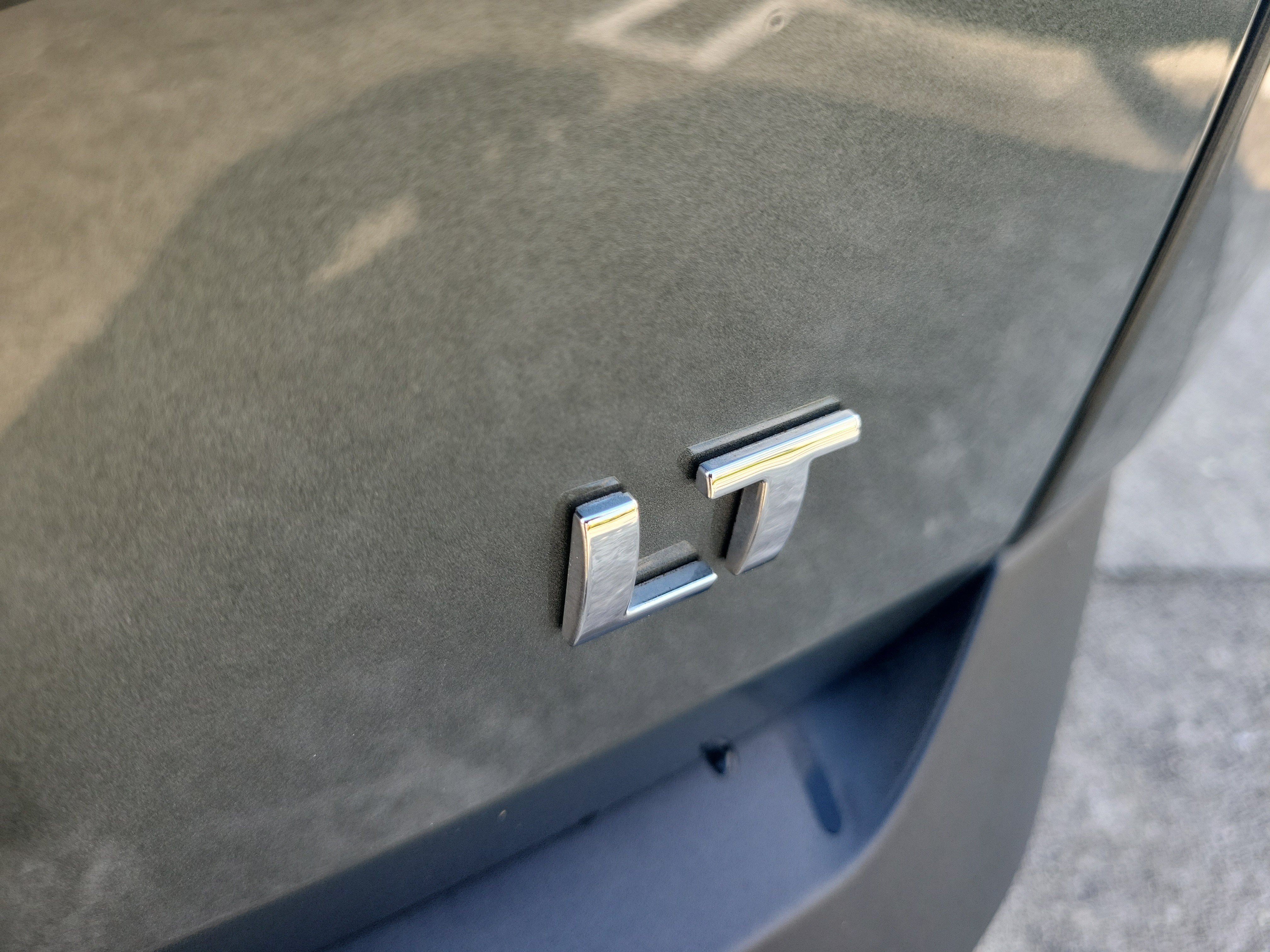 Used 2023 Chevrolet Traverse LT FWD image 9