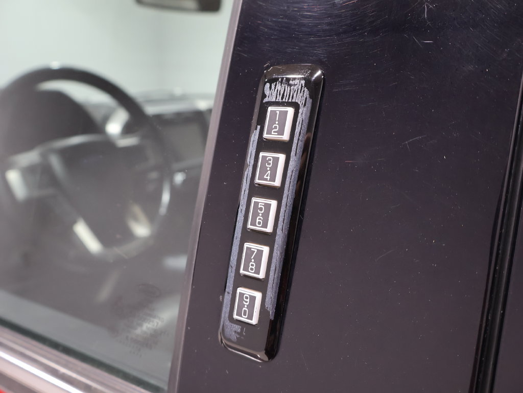 Used 2019 Ford F150 Platinum AWD/4WD image 11