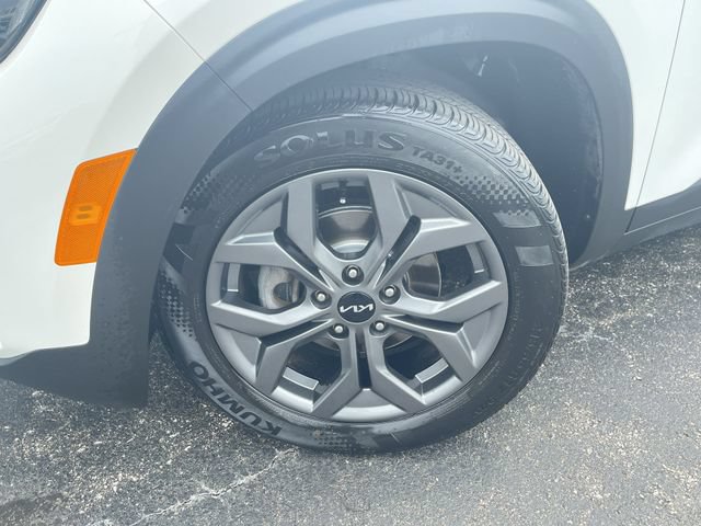 Used 2024 Kia Seltos S FWD image 32