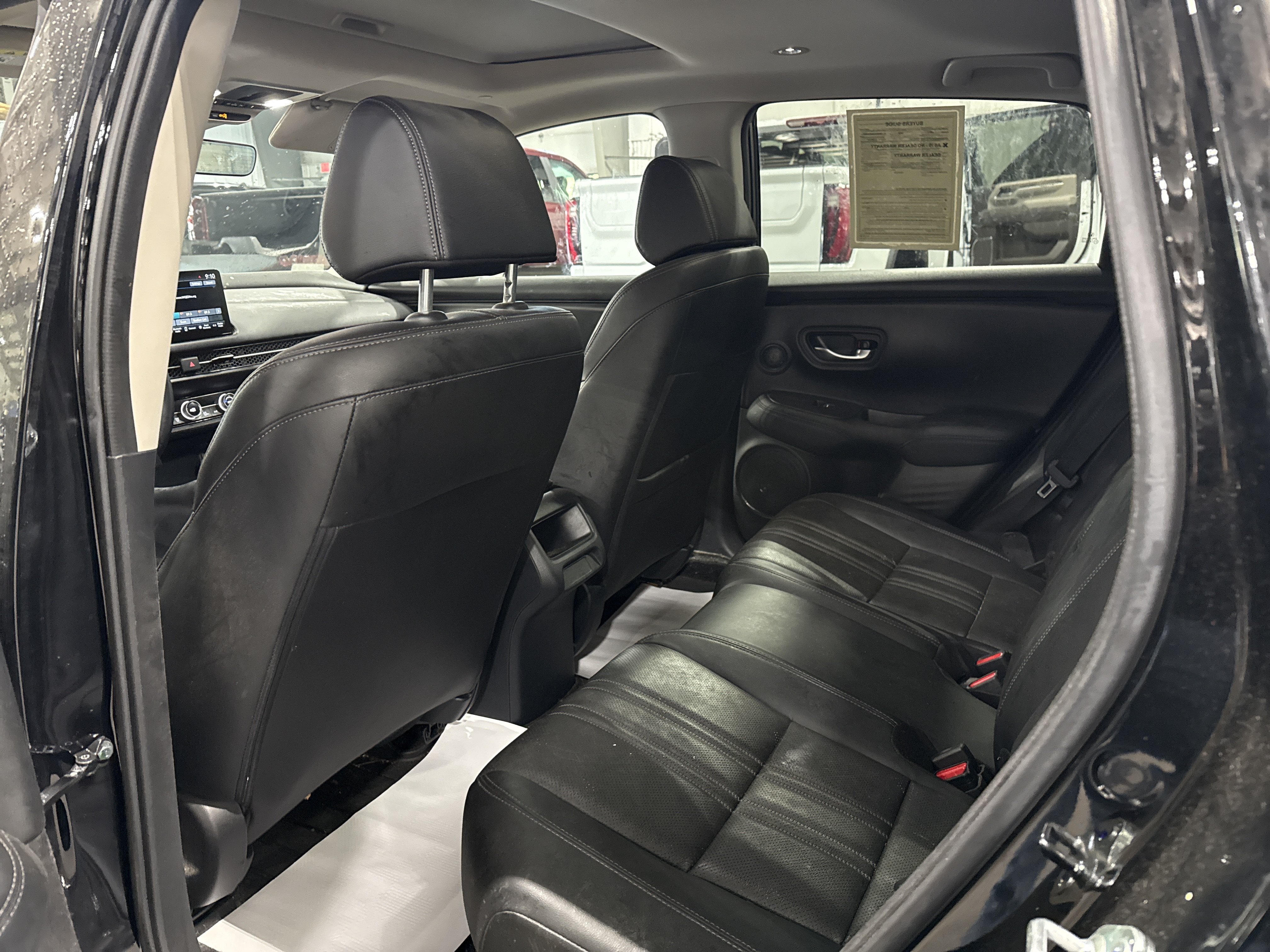 Used 2025 Honda HR-V EX-L image 8