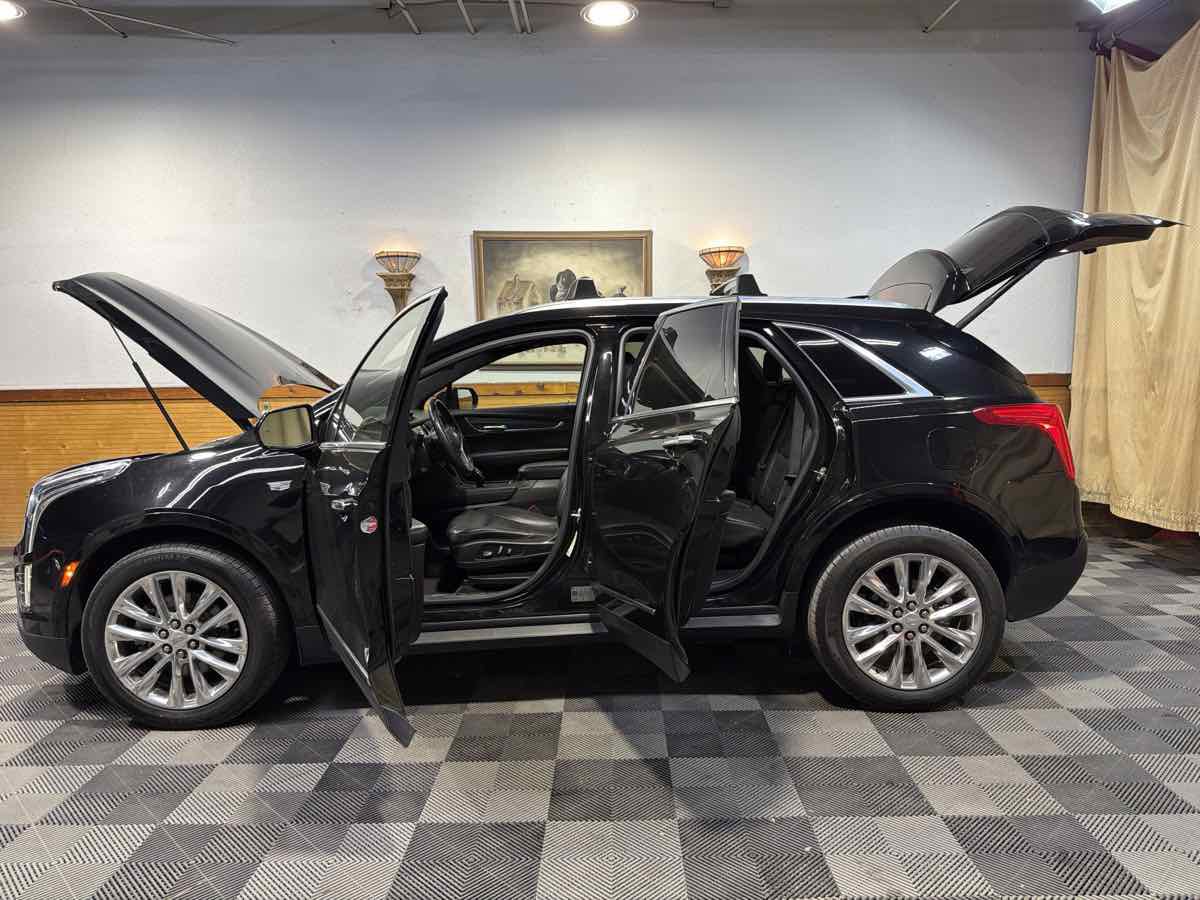 Used 2018 Cadillac XT5 Platinum image 12