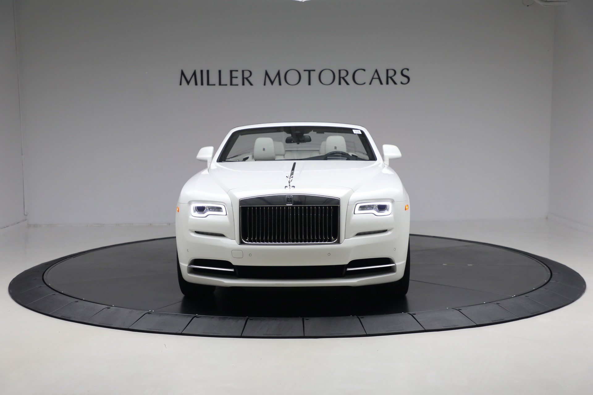 Certified 2018 Rolls-Royce Dawn image 13