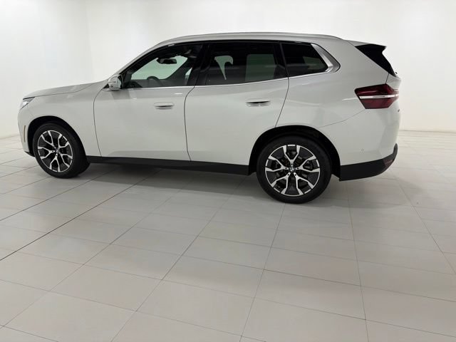 Used 2026 BMW X3 xDrive30i w/ Premium Package AWD/4WD image 2