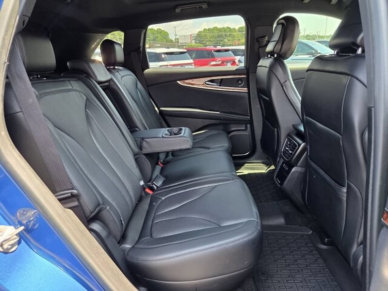 Used 2020 Lincoln Nautilus Reserve w/ Cargo Utility Package AWD/4WD image 19