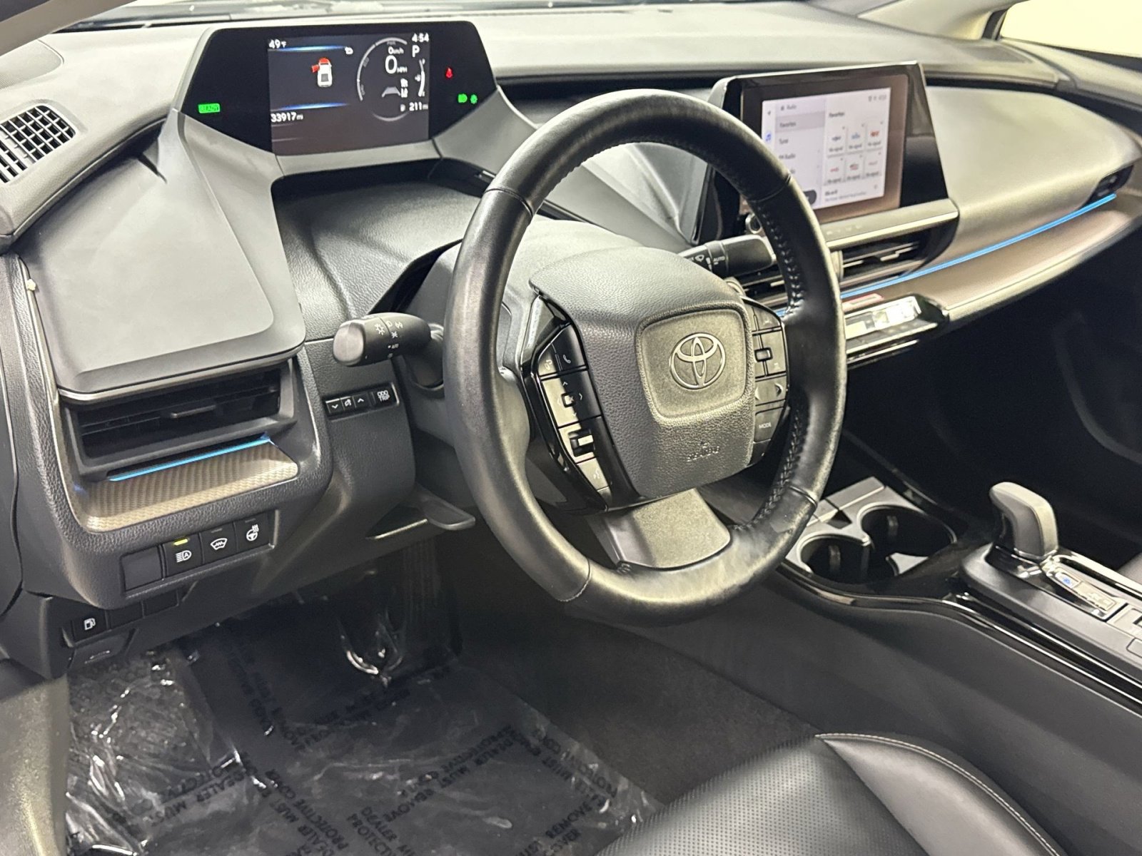 Used 2024 Toyota Prius XLE image 7