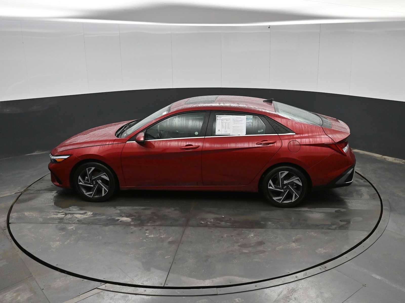 Certified 2025 Hyundai Elantra Limited image 25