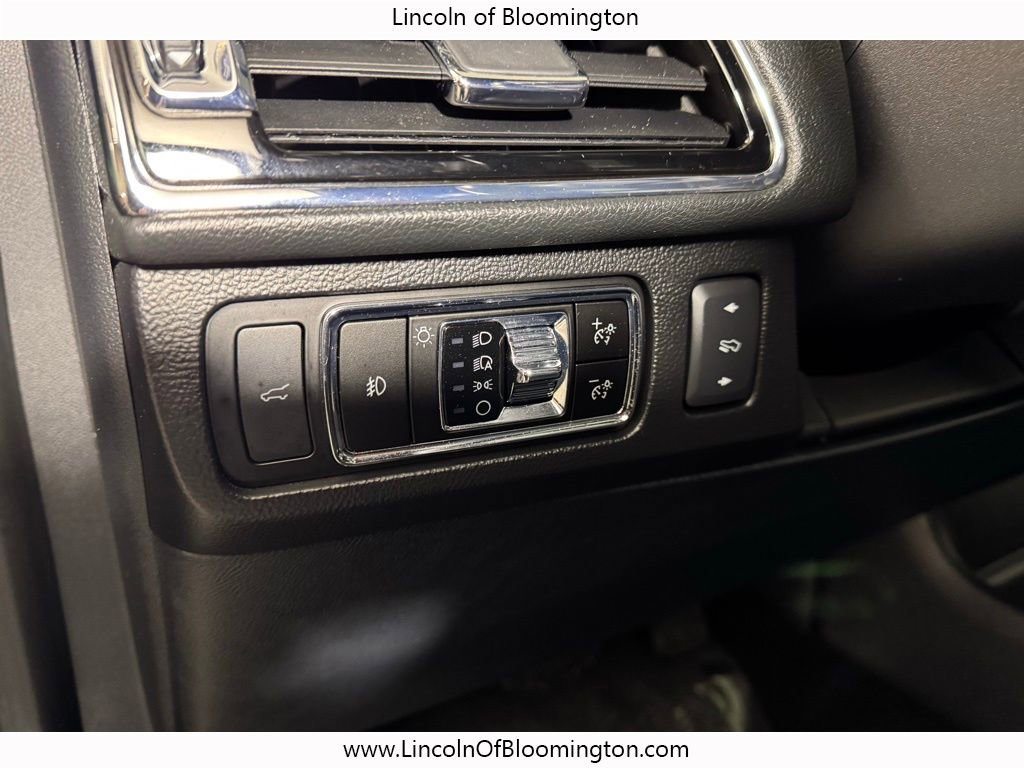 Certified 2023 Lincoln Navigator L Reserve w/ Equipment Group 201A image 27