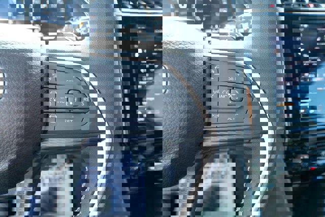 New 2025 Jeep Grand Cherokee L Laredo image 21