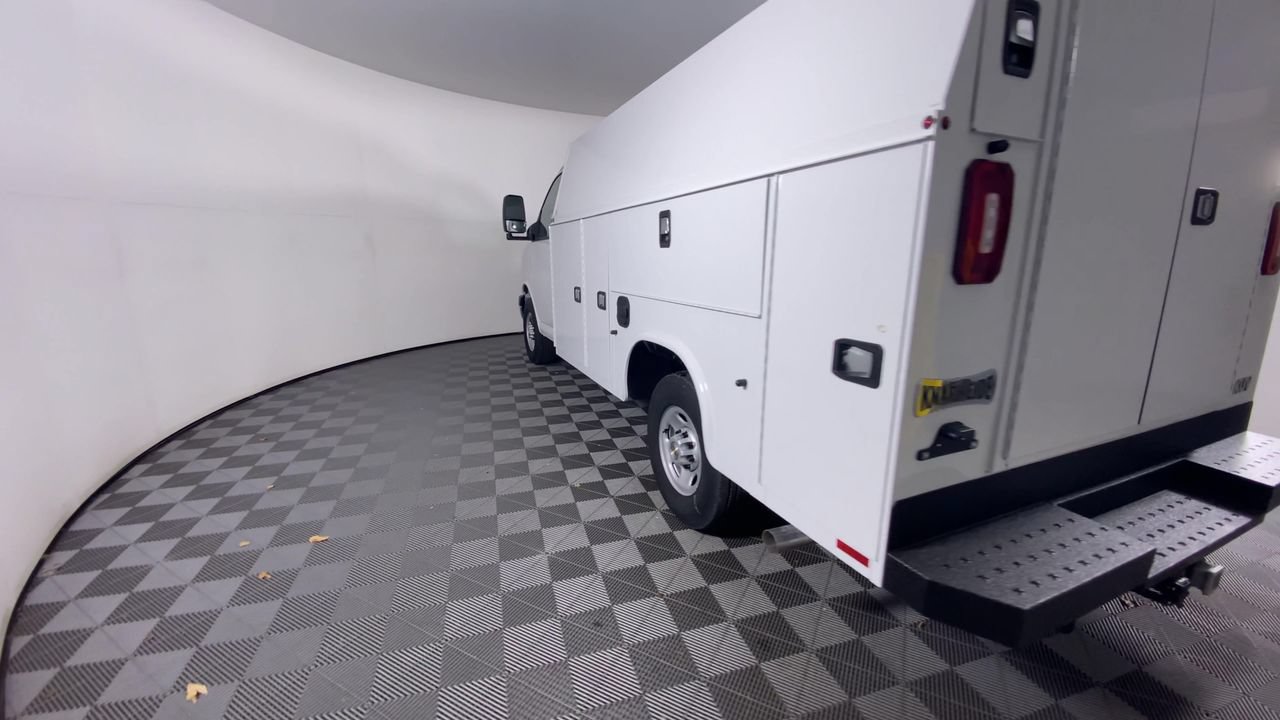 New 2025 Chevrolet Express 3500 w/ Power Convenience Package RWD image 25