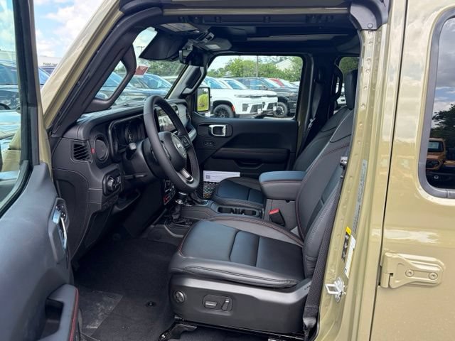 New 2026 Jeep Wrangler Unlimited Rubicon w/ Safety Group AWD/4WD image 15