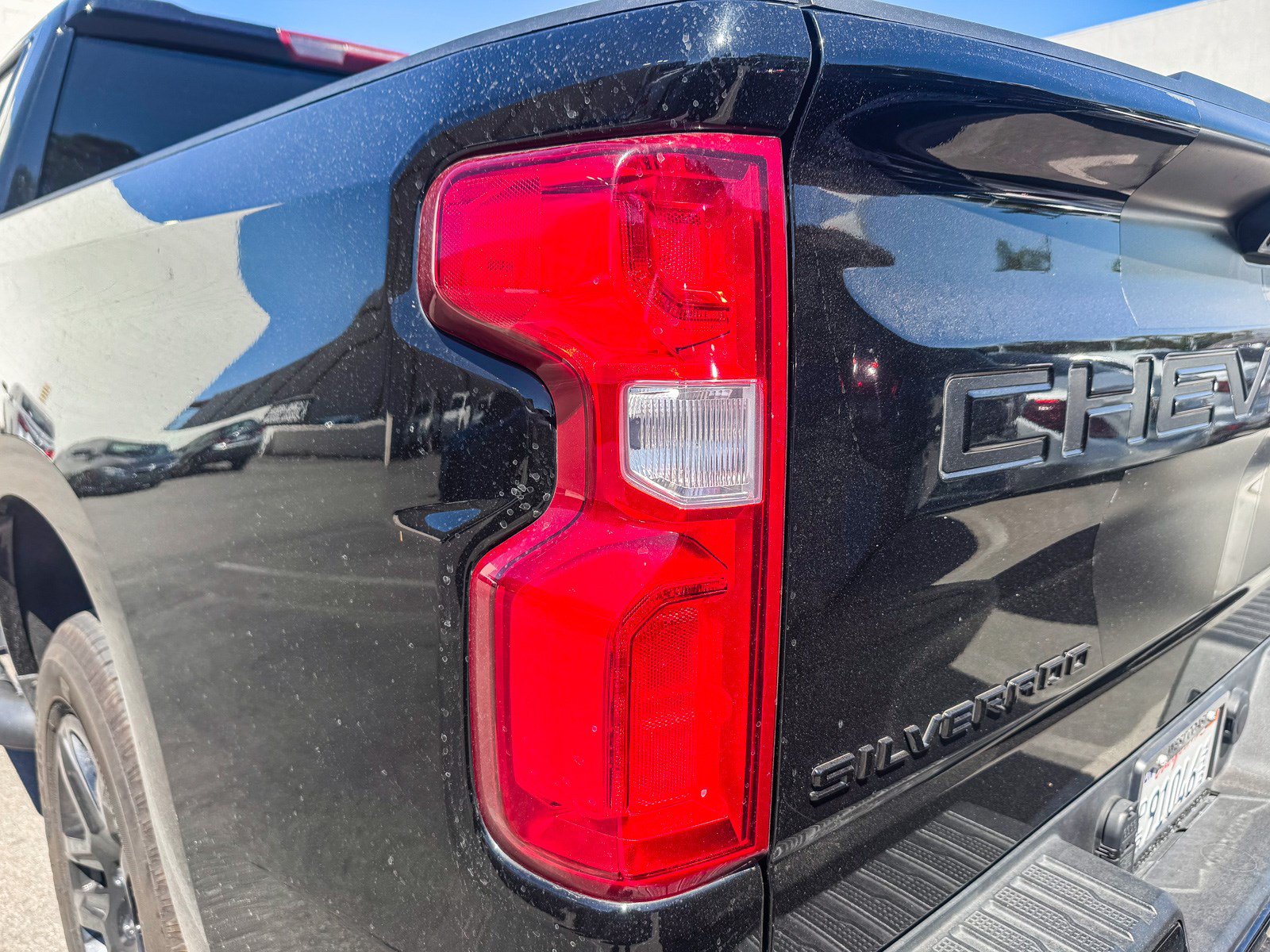 Used 2023 Chevrolet Silverado 1500 RST w/ Rally Edition AWD/4WD image 13