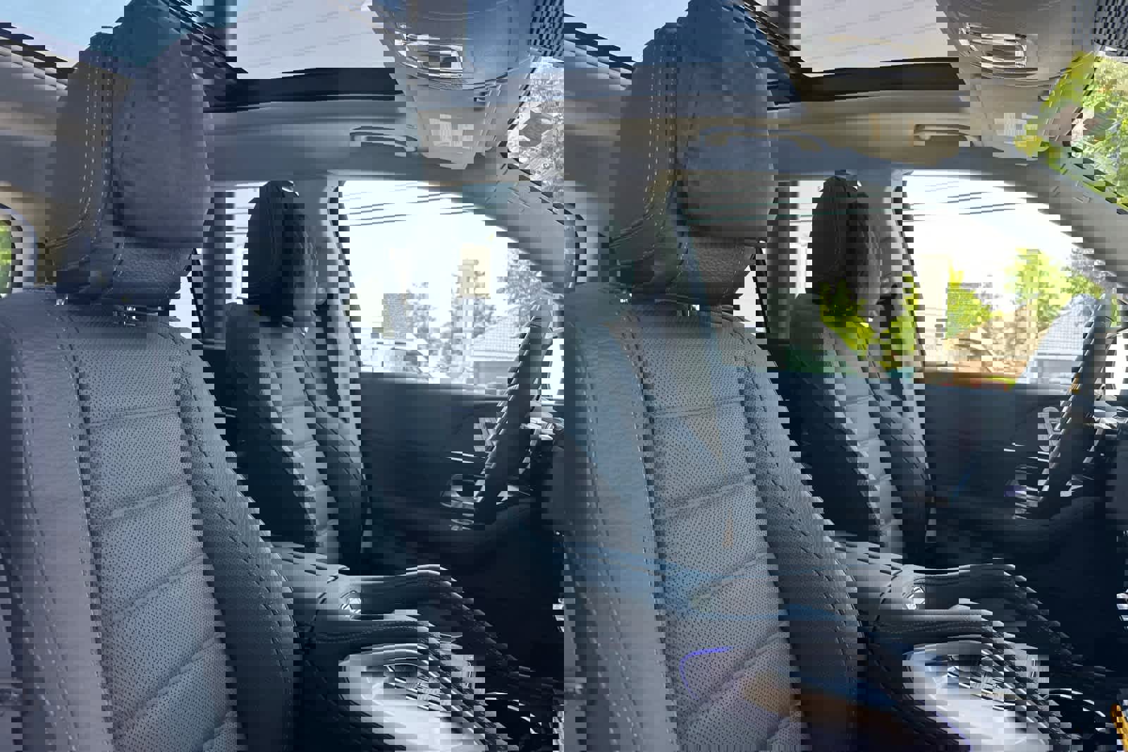 Certified 2025 Mercedes-Benz GLS 450 4MATIC image 17