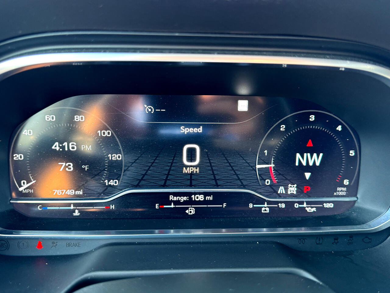 Used 2022 GMC Yukon SLE image 31