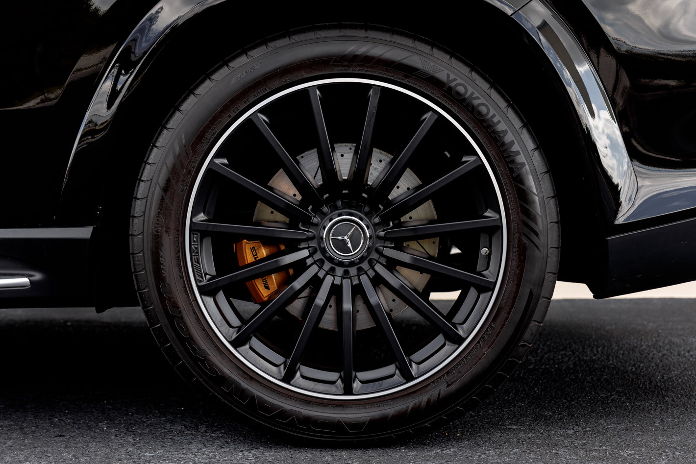 Used 2025 Mercedes-Benz GLS 63 AMG 4MATIC image 10