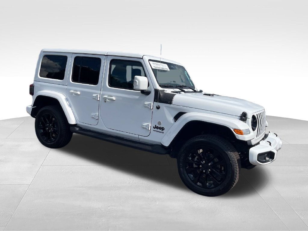 Used 2022 Jeep Wrangler Unlimited Sahara AWD/4WD image 7