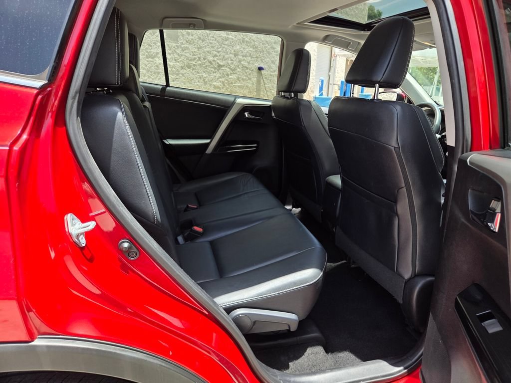 Used 2017 Toyota RAV4 Limited FWD image 18