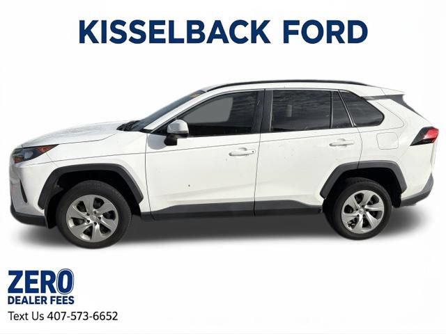 Used 2021 Toyota RAV4 LE FWD image 7