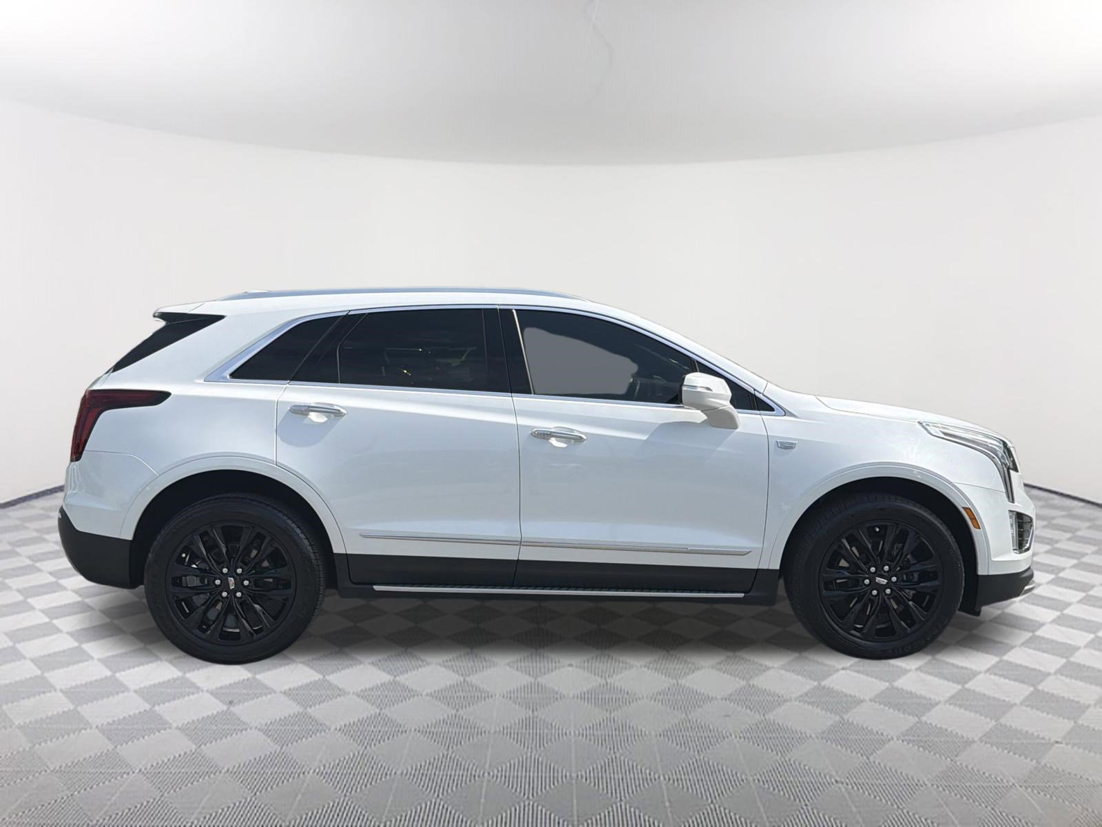 Used 2021 Cadillac XT5 Premium Luxury FWD image 7