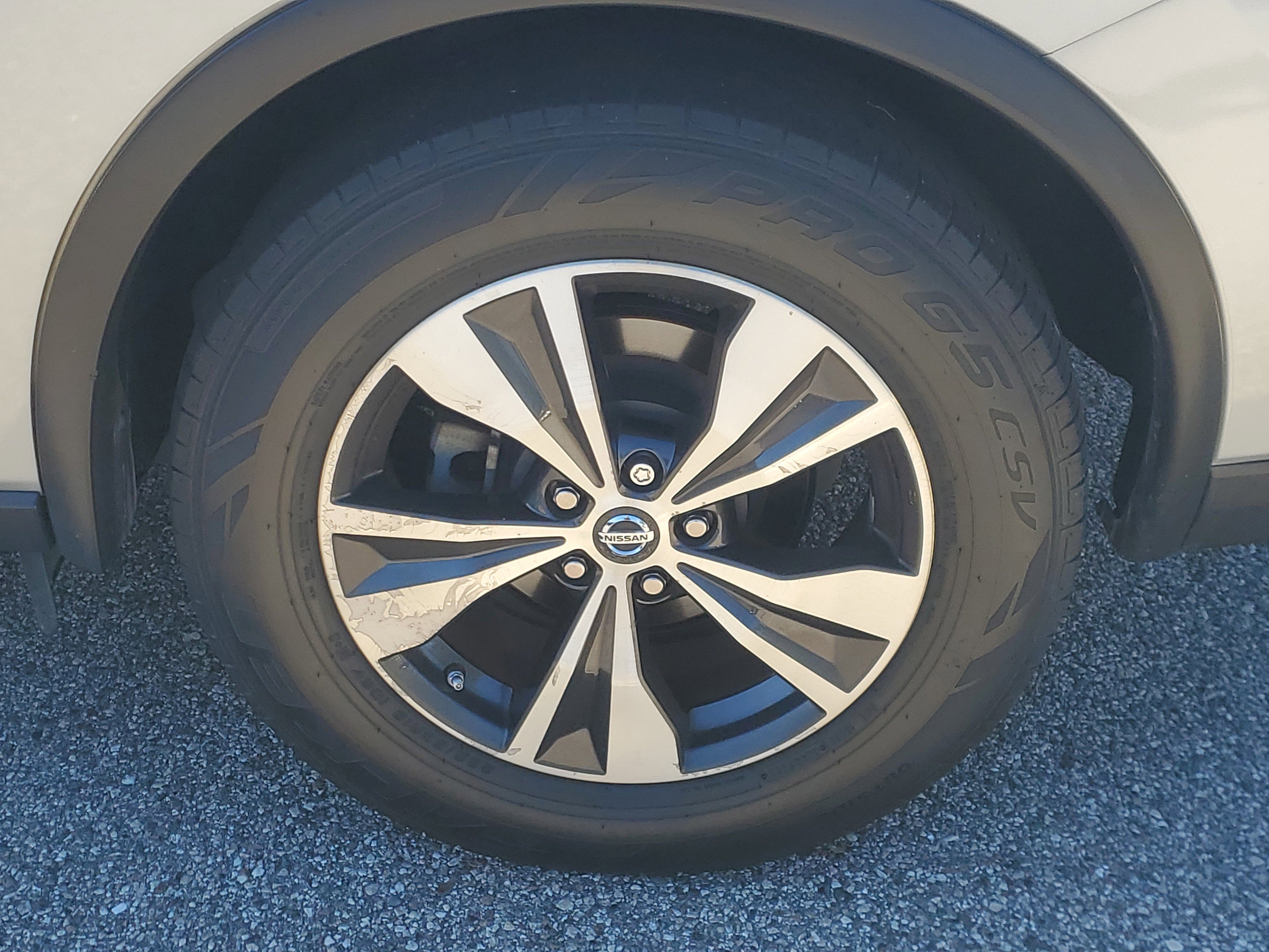 Used 2019 Nissan Murano SV image 9